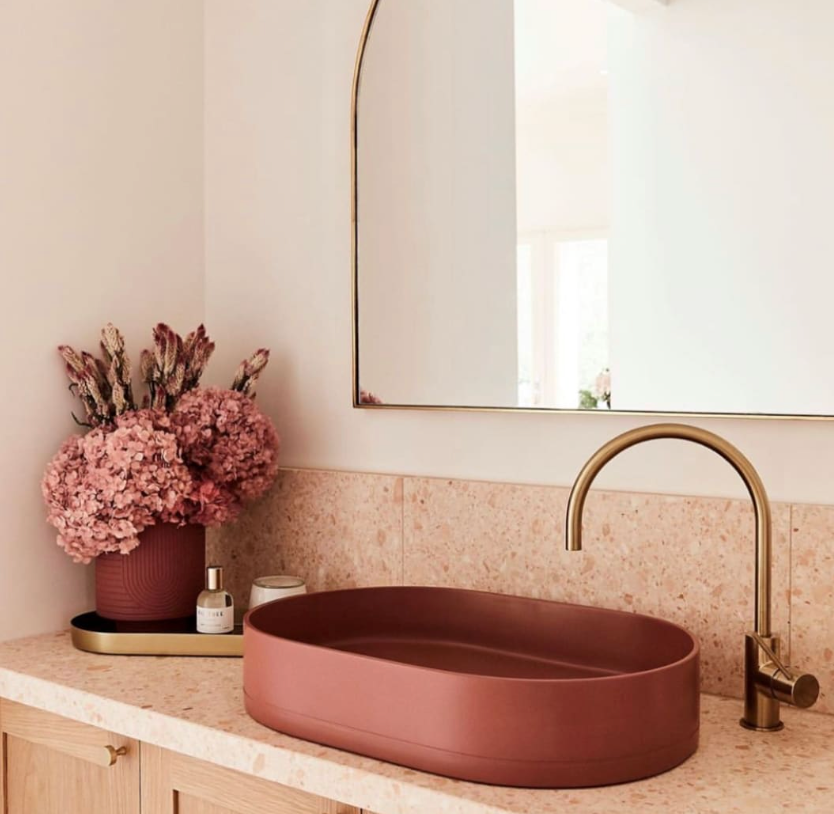 earthy red bathroom
